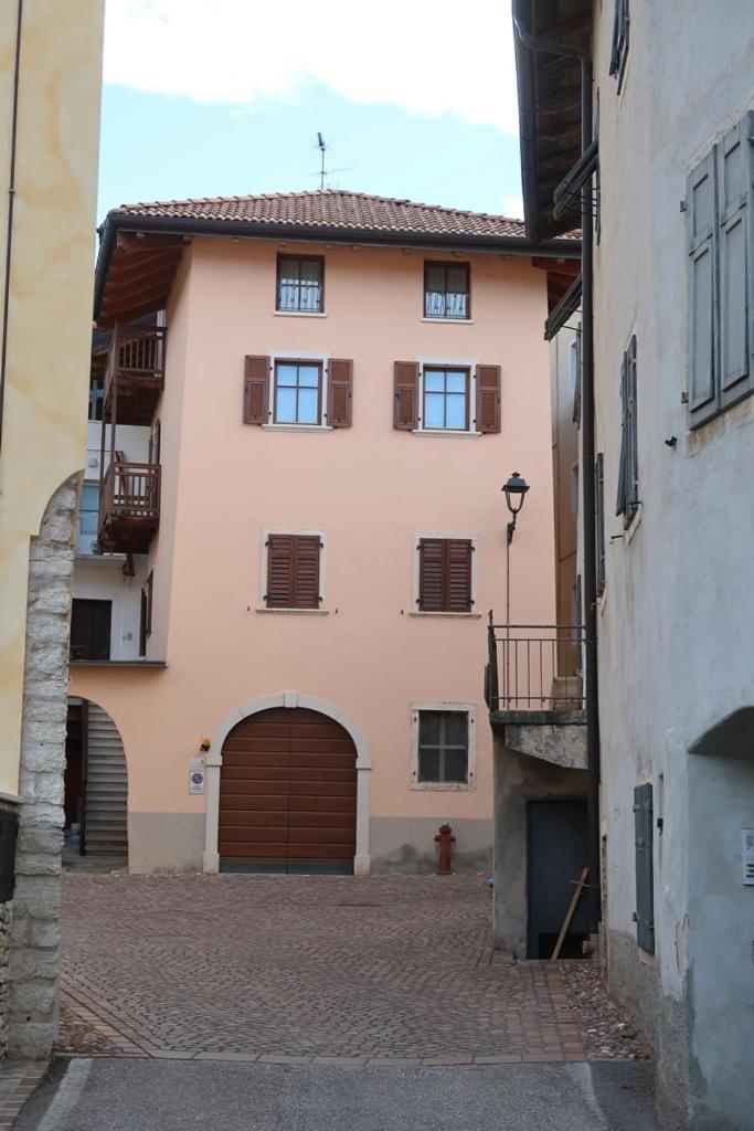 Appartamento Per Vacanze "Il Gelso" Rovereto  Luaran gambar