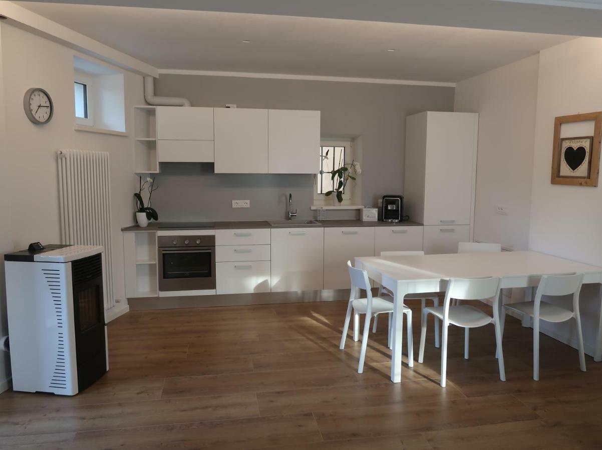 Appartamento Per Vacanze "Il Gelso" Rovereto  Luaran gambar